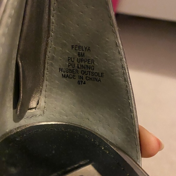 Steve Madden strappy silver stiletto heels - Picture 2 of 4